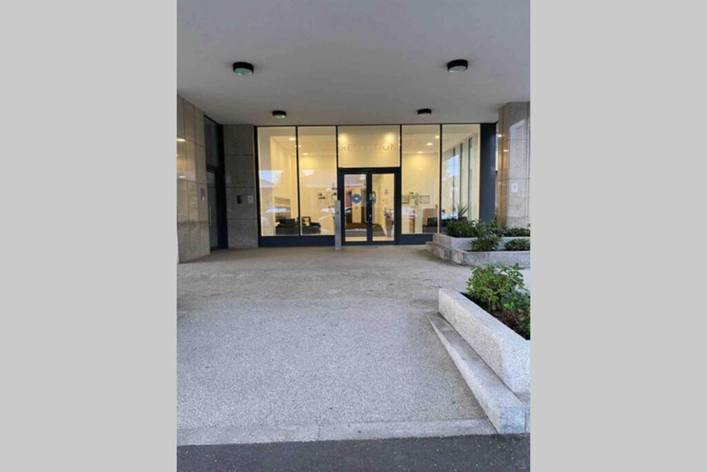 Luxury 1 Bedroom Apartment With Netflix & Parking Borehamwood Exteriér fotografie